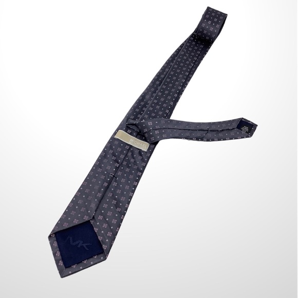 🛍️SALE🛍️ MICHAEL KORS Geometric Pattern Silk Neck Tie - Picture 4 of 4